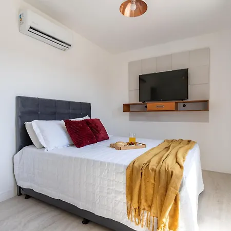 Praia dos Anjos Beach Club Condo: 2BR, Pool, 24/7 Security Arraial do Cabo Room photo