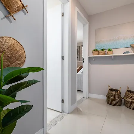 Praia dos Anjos Beach Club Condo: 2BR, Pool, 24/7 Security Arraial do Cabo Room photo
