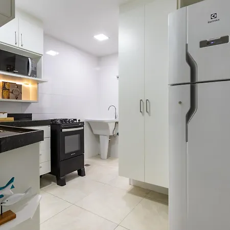 Praia dos Anjos Beach Club Condo: 2BR, Pool, 24/7 Security Arraial do Cabo Room photo
