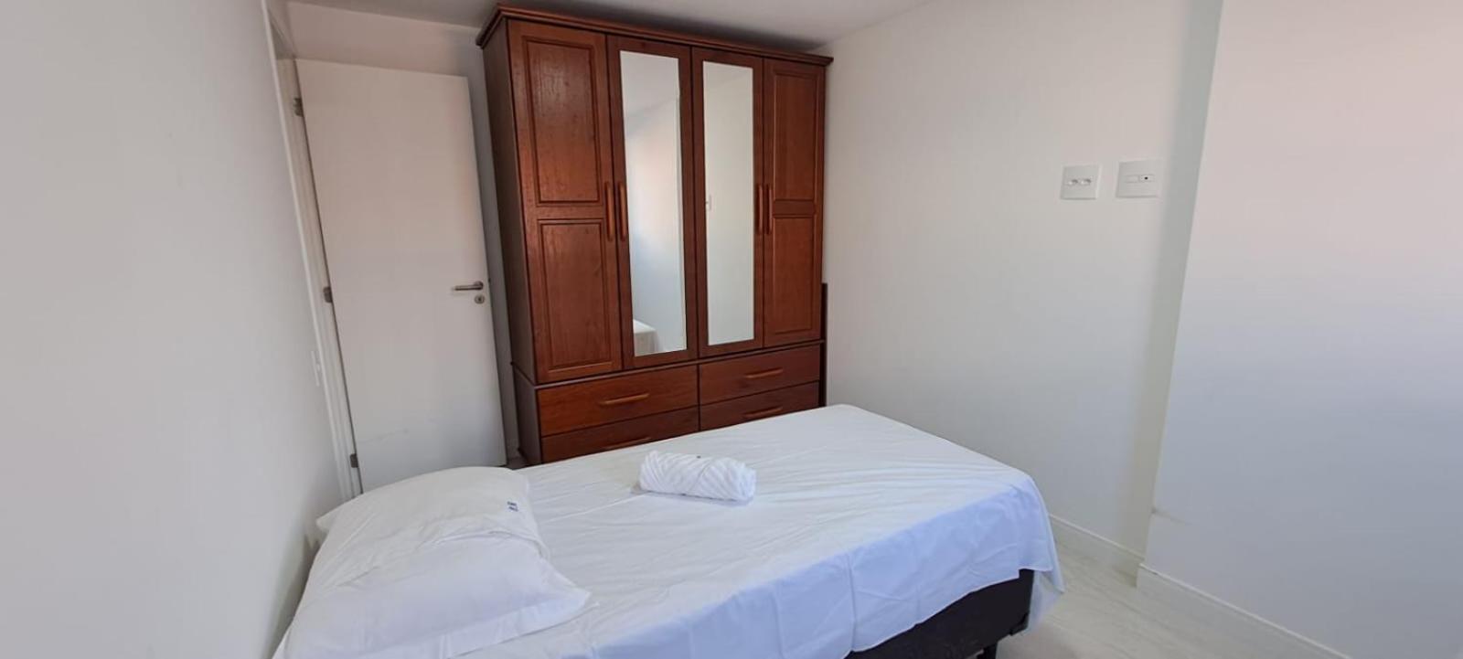 Dos Anjos Club Condo: 2br, Pool, 24/7 Security Arraial do Cabo