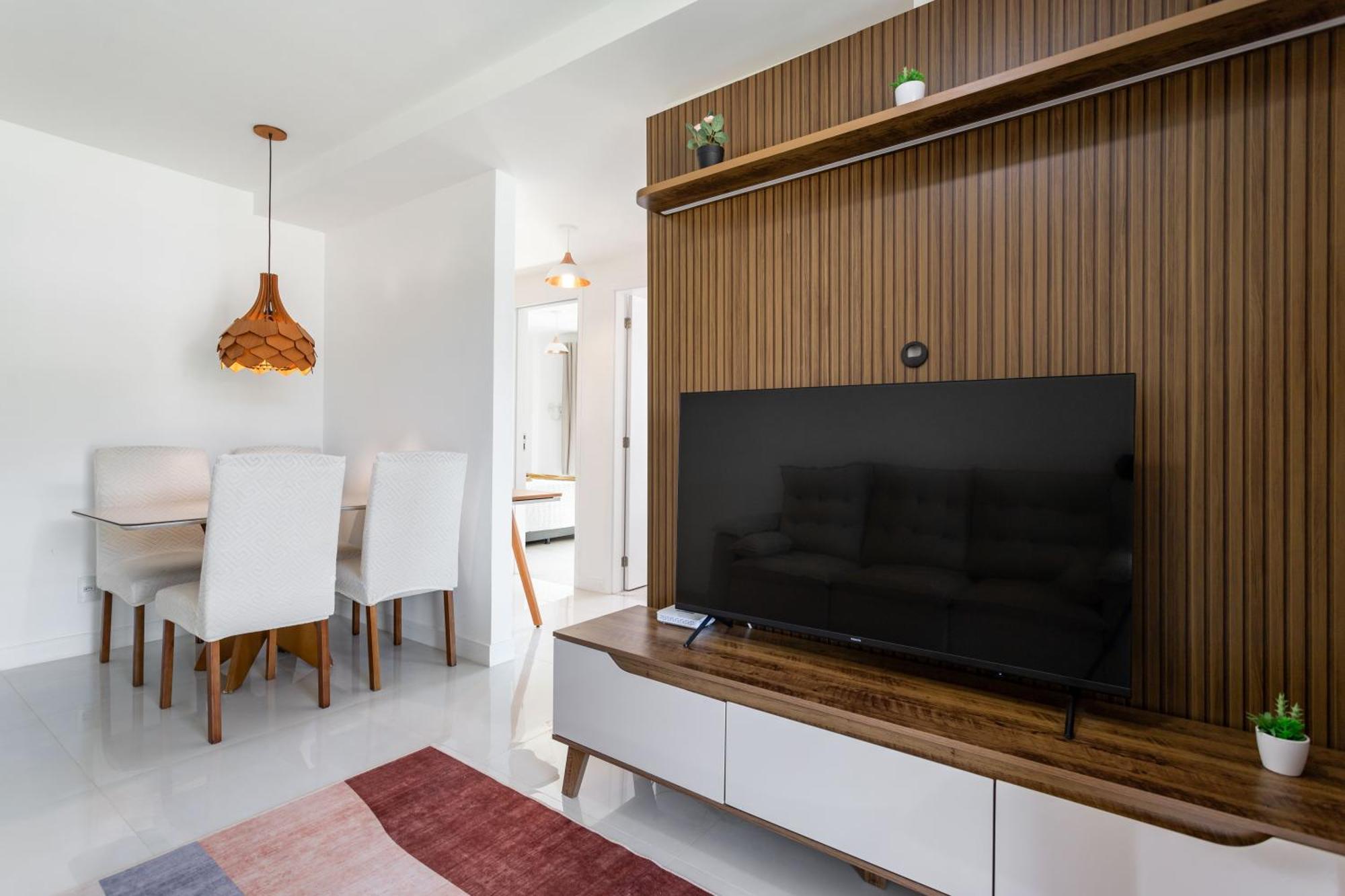 Dos Anjos Club Condo: 2br, Pool, 24/7 Security Apartment