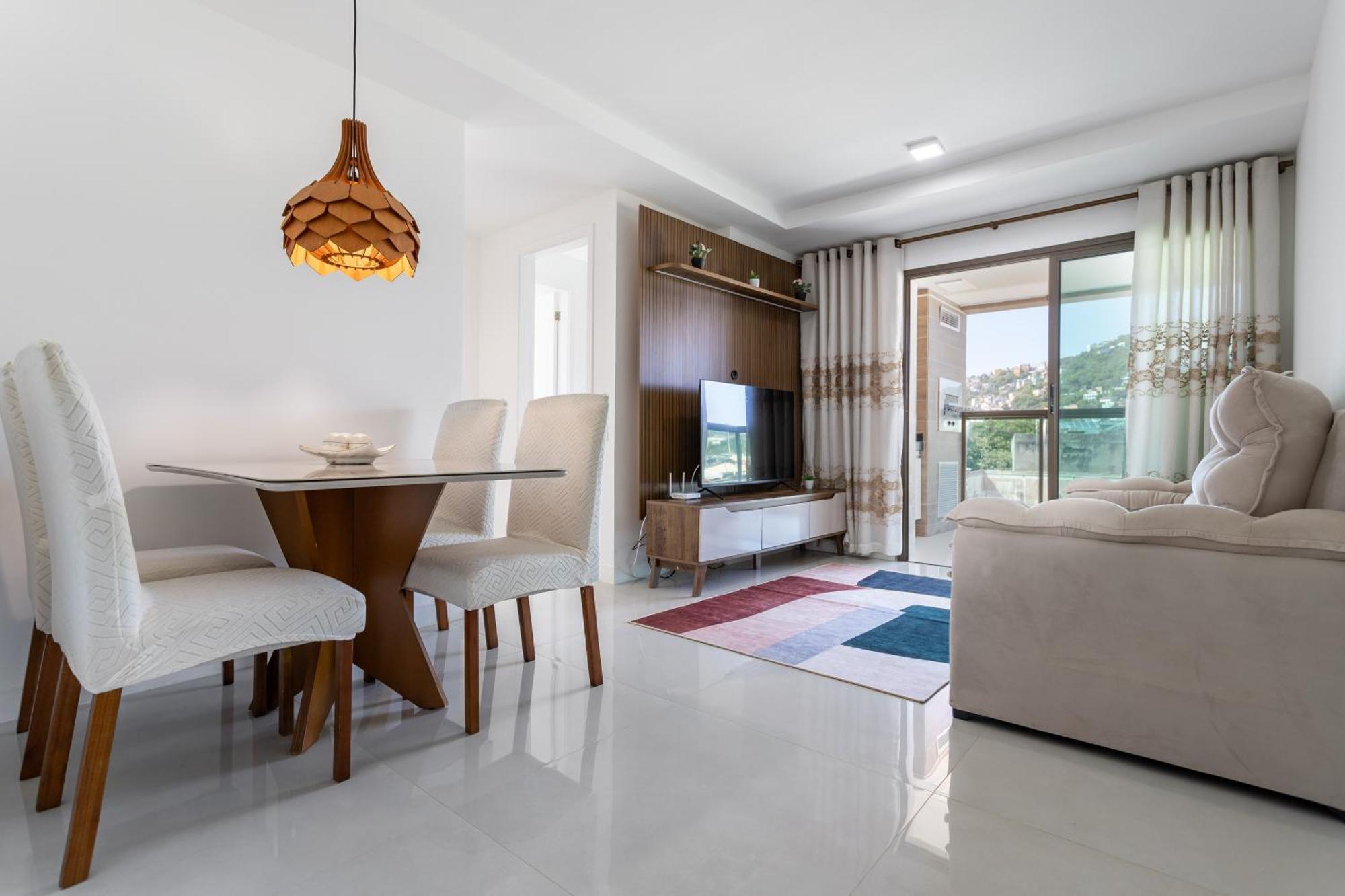 Apartment Dos Anjos Club Condo: 2br, Pool, 24/7 Security