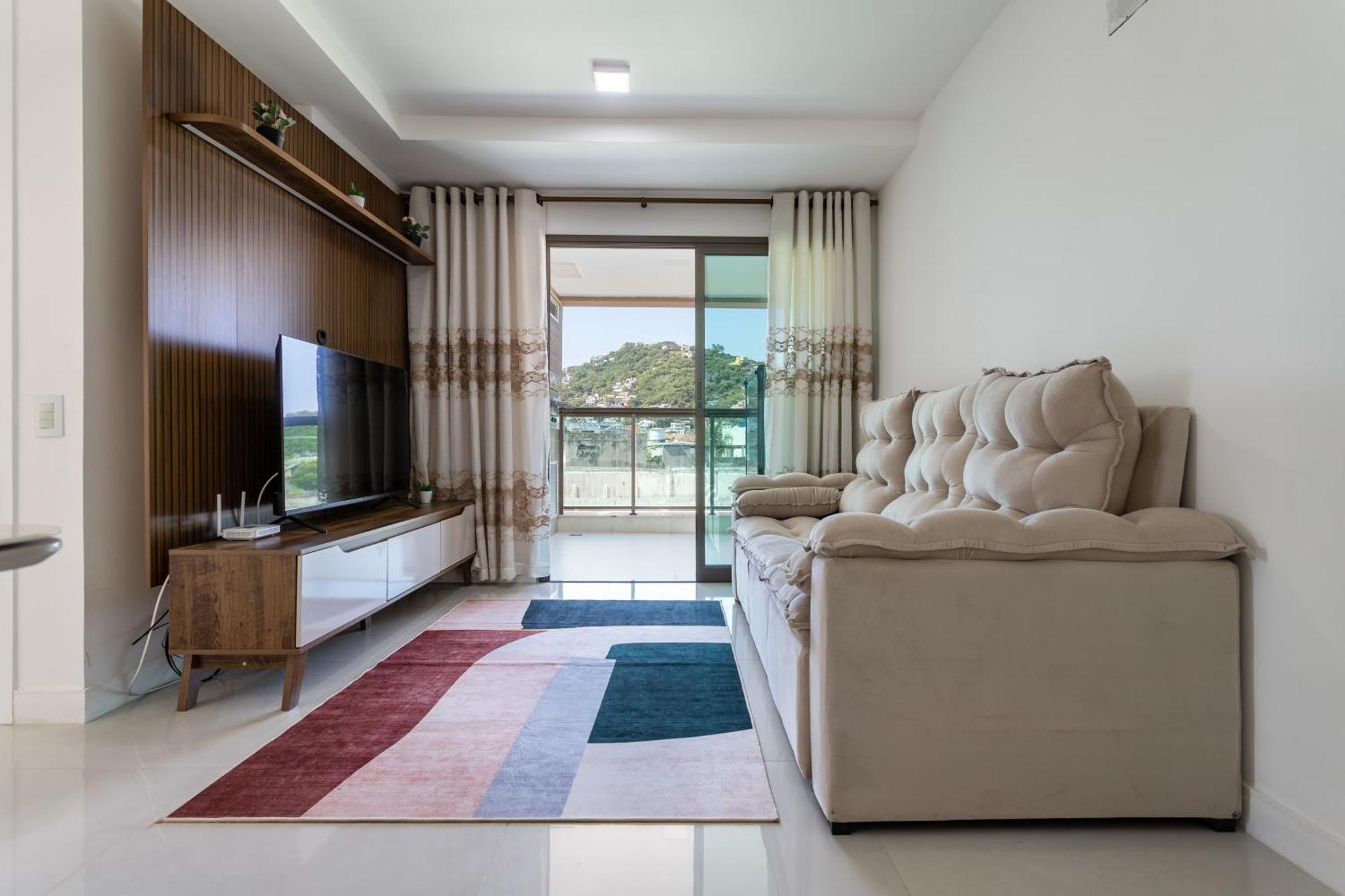 Dos Anjos Club Condo: 2br, Pool, 24/7 Security Arraial do Cabo