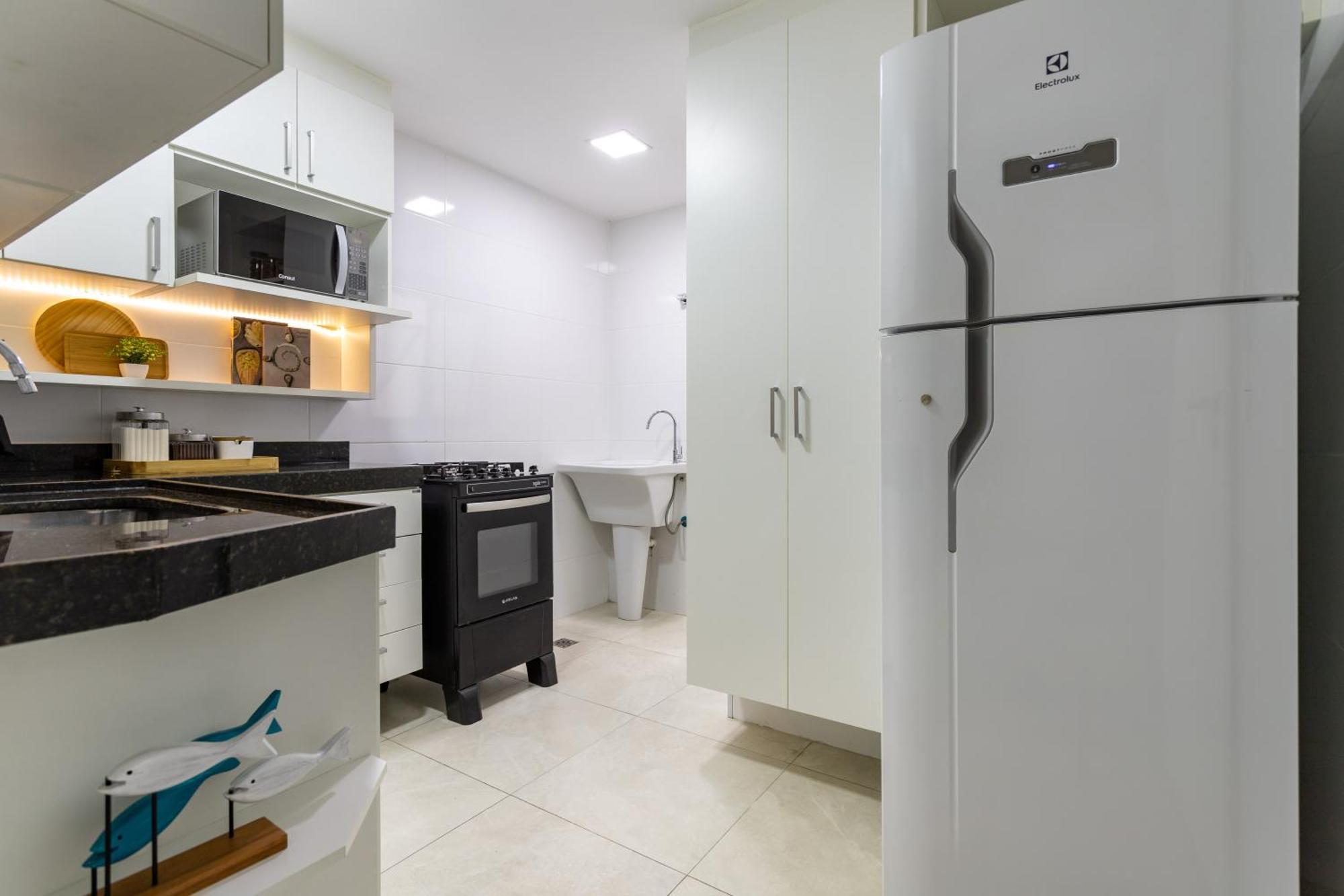 Apartment Dos Anjos Club Condo: 2br, Pool, 24/7 Security *