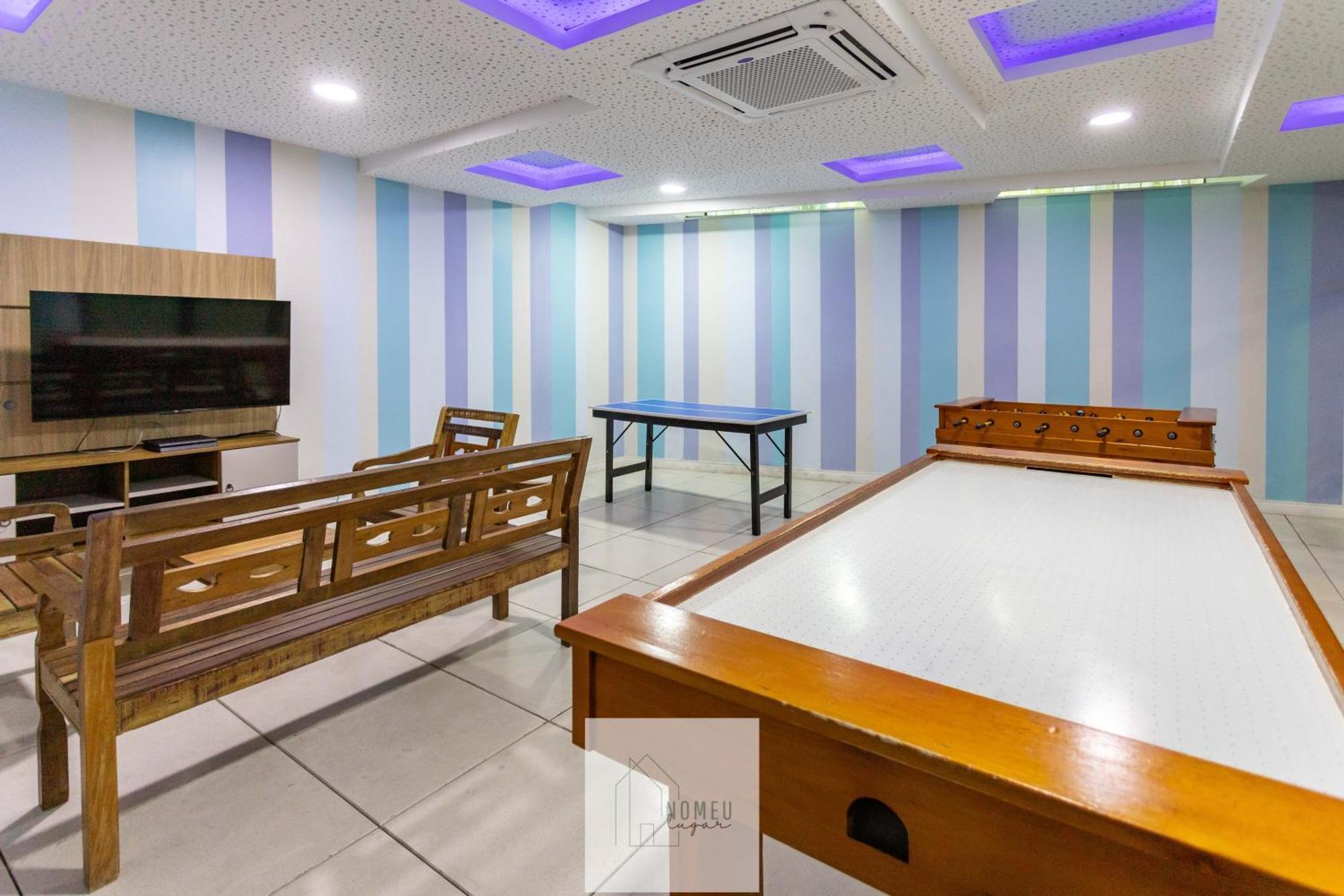 Dos Anjos Club Condo: 2br, Pool, 24/7 Security *