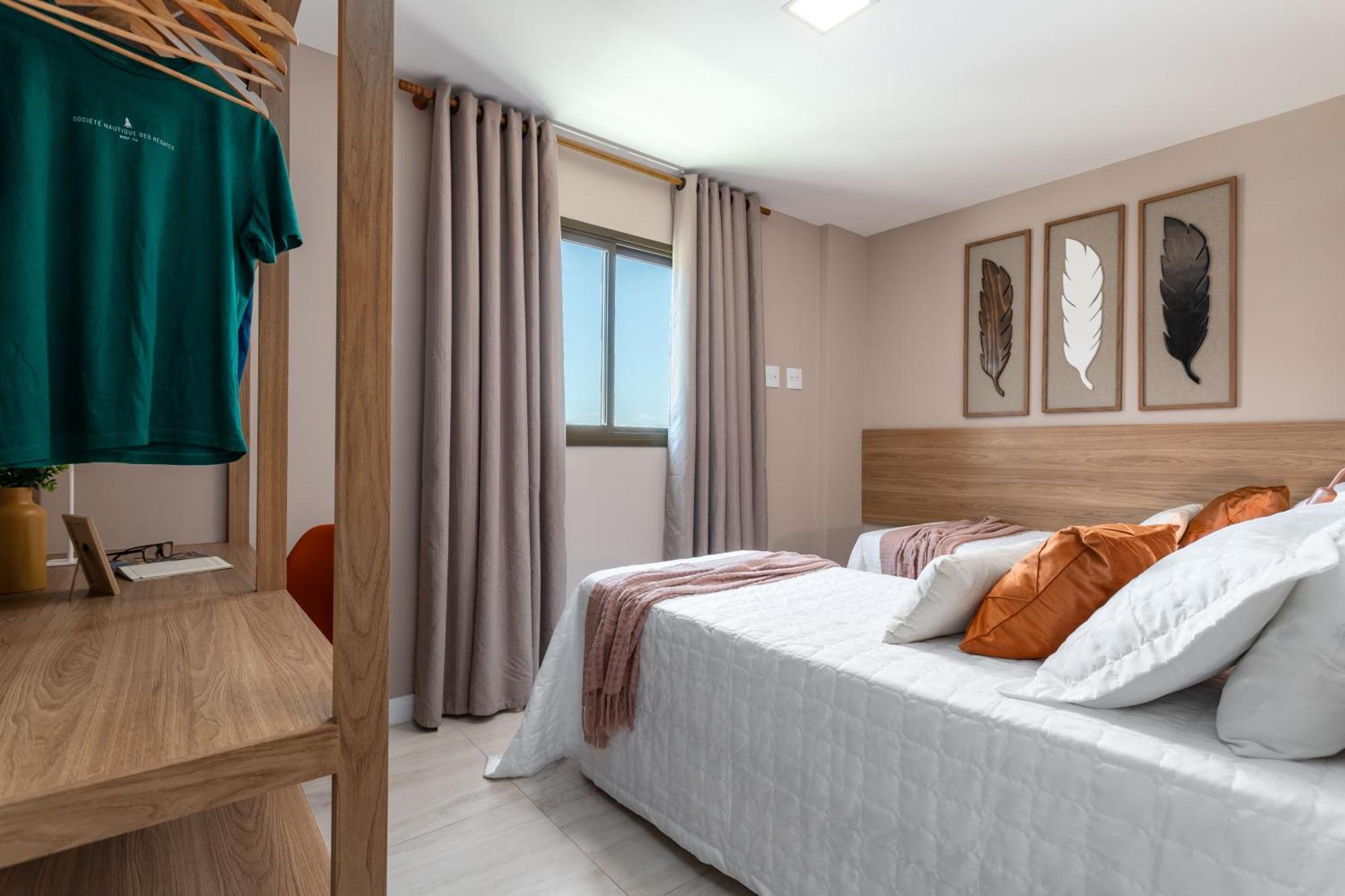 Dos Anjos Club Condo: 2br, Pool, 24/7 Security Apartment *