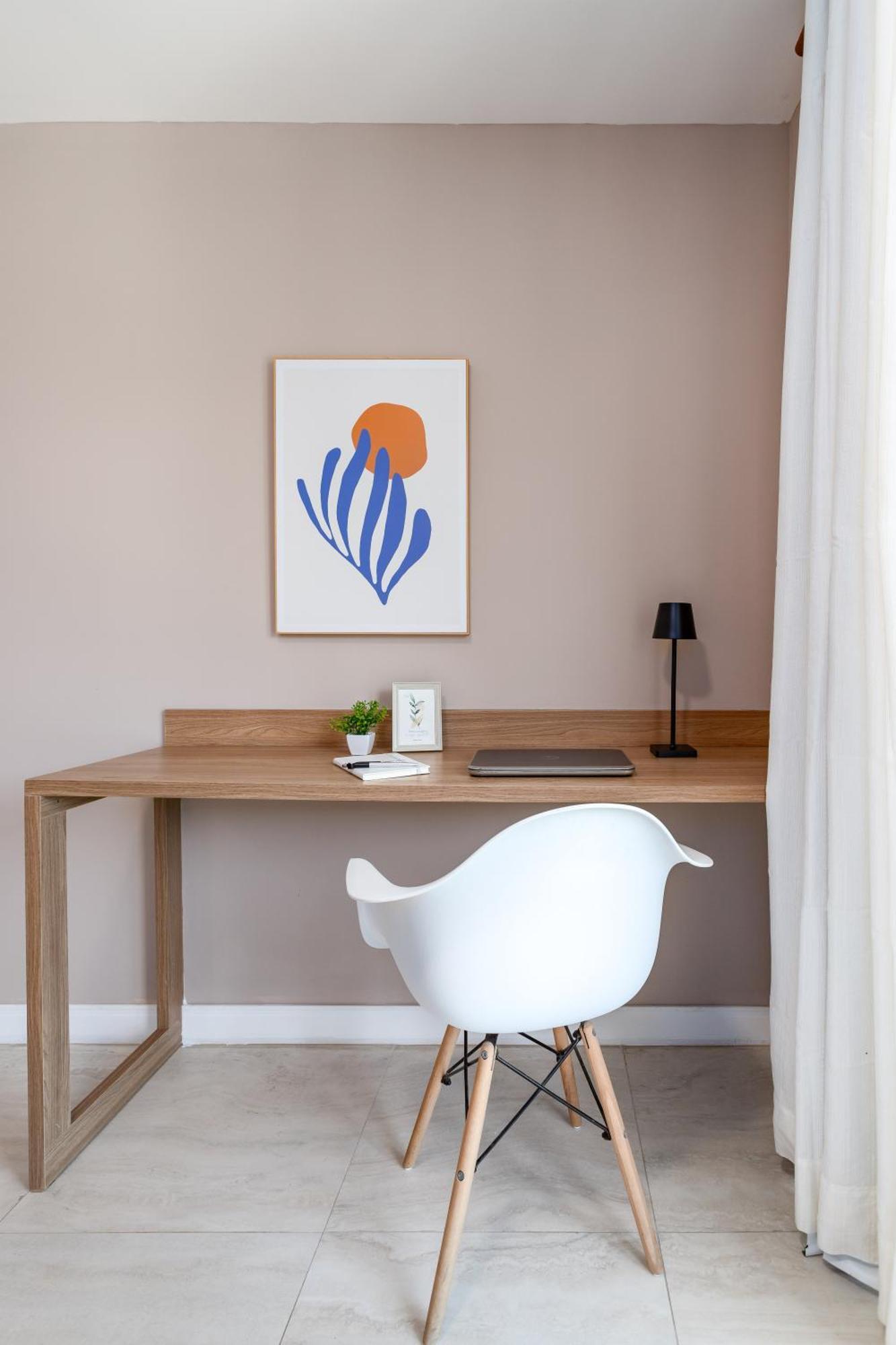 Apartment Dos Anjos Club Condo: 2br, Pool, 24/7 Security *