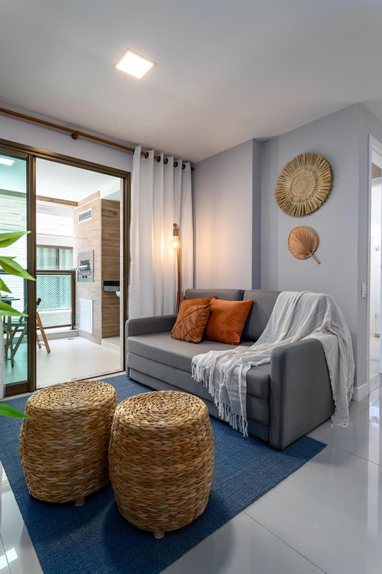 Dos Anjos Club Condo: 2br, Pool, 24/7 Security