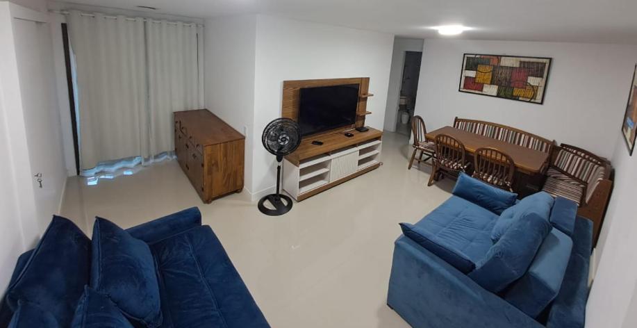 Dos Anjos Club Condo: 2br, Pool, 24/7 Security * Arraial do Cabo